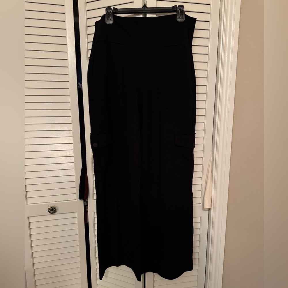 CAbi Black Wide-Leg Travel Pants